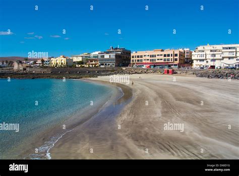 playa chica fuerteventura|Playa Chica Beach in Puerto del Rosario, Fuerteventura.